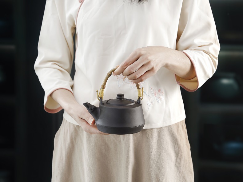Tea pot for roasting tea by the fire, large-capacity indoor charcoal roasting pot, electric ceramic stove, ceramic tea pot for boiling tea, outdoor tea pot for boiling tea pic 4