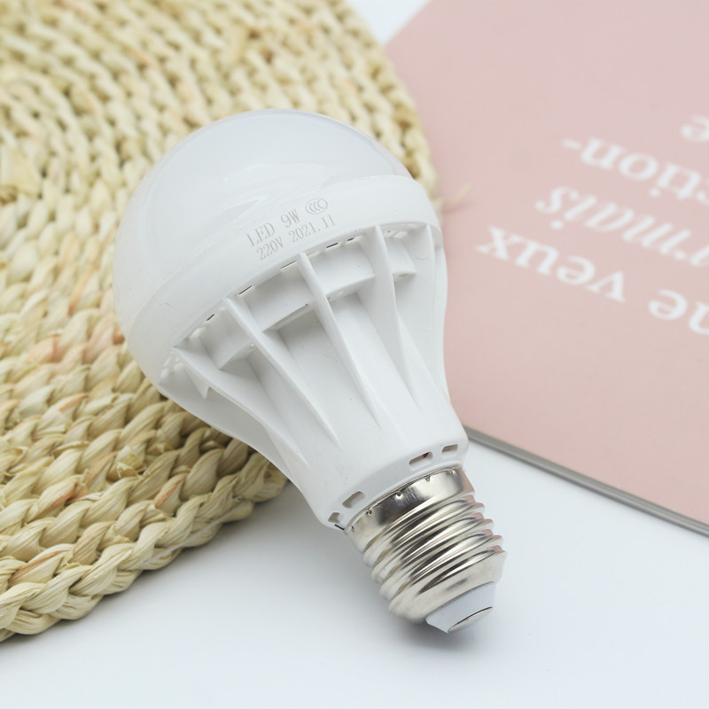 High-rich and handsome LED bulbs, white rich and beautiful led light bulbs wholesale, plastic energy-saving lamps, street lamps pic 5