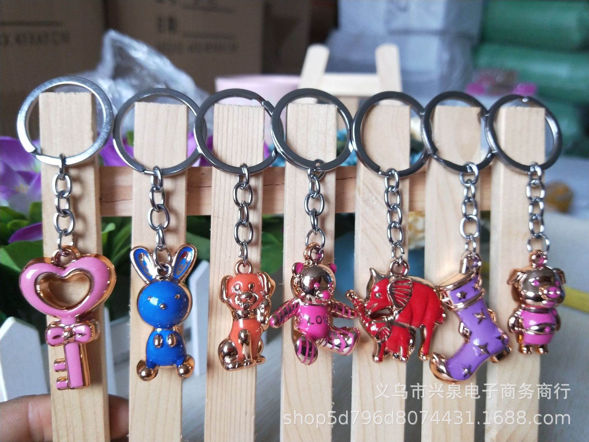 Creative cartoon pendants, golden cartoon keychains, student bag accessories, cute Korean-style pendants and keychains pic 7