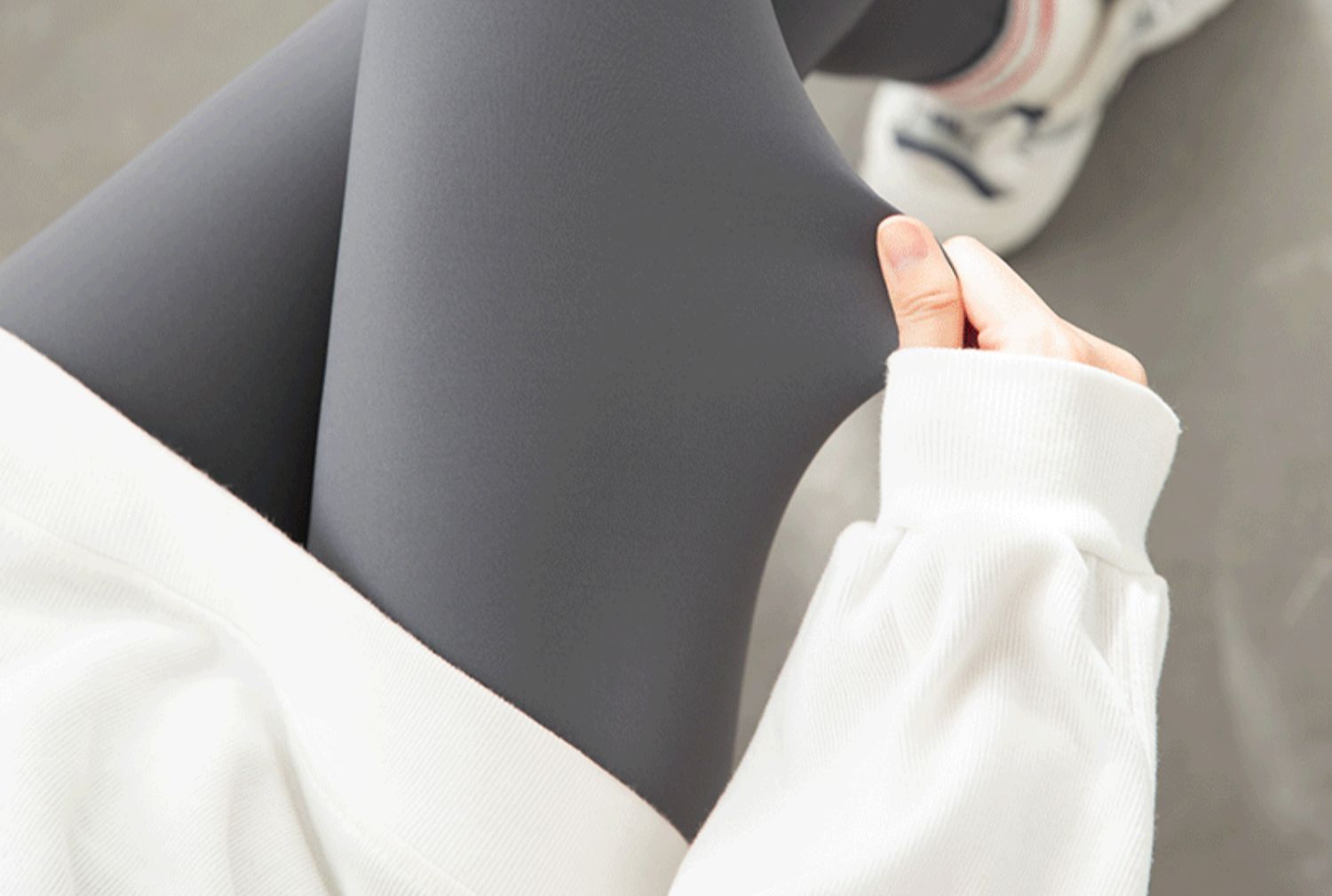 2023 New Barbie pants Spring/Summer high-waisted, belt-cinching and hip-lifting, nine-point outerwear leggings for women, shark pants for women wholesale pic 40