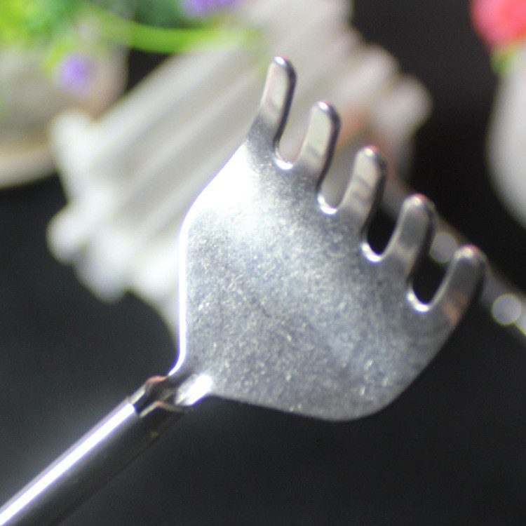 Factory direct supply of stainless steel ticker-tickling five-section telescopic back scratch for the elderly, no need to ask for help pic 3