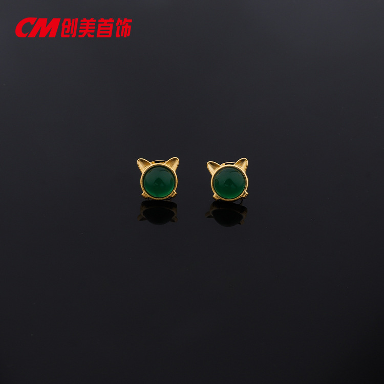 Chuangmei Jewelry offers French retro heart-shaped stud earrings set with colorful artificial gemstones, a niche and high-end accessory wholesale pic 7