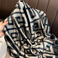 秋冬新款欧美风双C拼色仿羊绒双面保暖围巾提花流苏围巾大牌披肩详情3