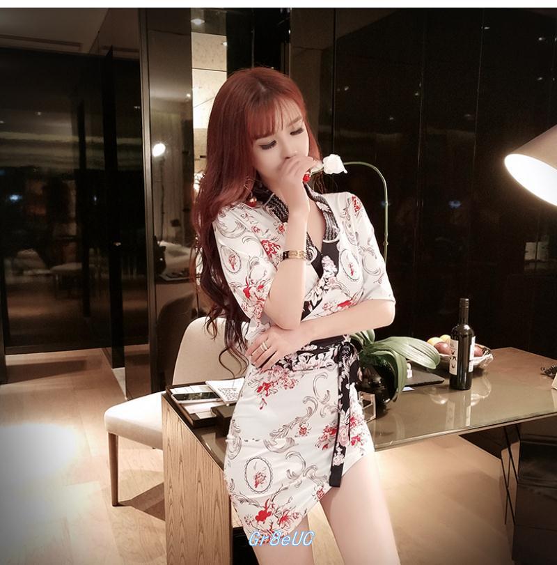 格格家 夏季新款夜店女装性感V领收腰复古包臀裙花色一步裙连衣裙详情17