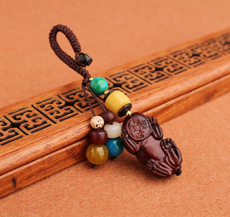 High-end, pure handcrafted, wealth-flowing PI Xiu, small-leaf rosewood, car keychains, car pendants, lanyard, small gifts pic 16