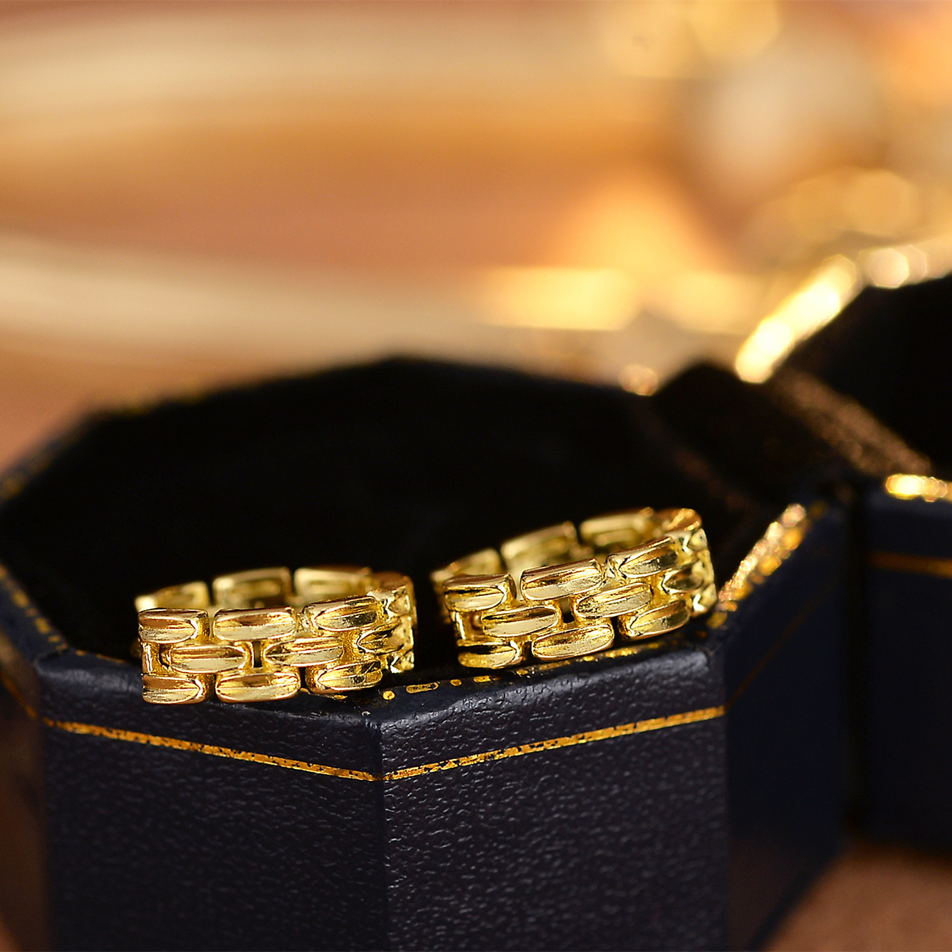 新款亚马逊跨境爆款相交耳环时尚轻奢设计高级感耳环气质批发详情3