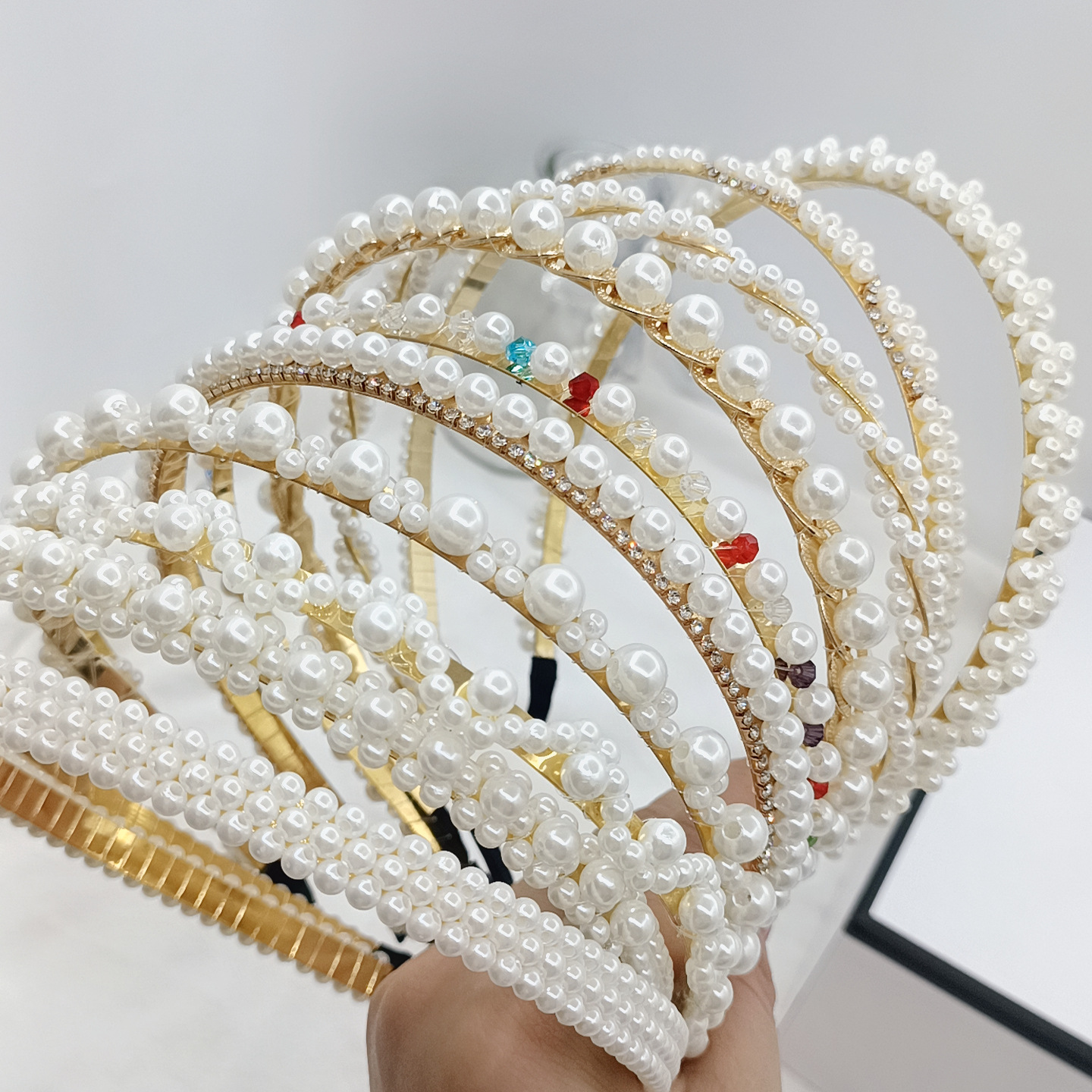 Pearl hairband for women, Super fairy French headband, hair tie, new style 2024, elegant high headband for the top of the head, external pressure hairpin headwear pic 19