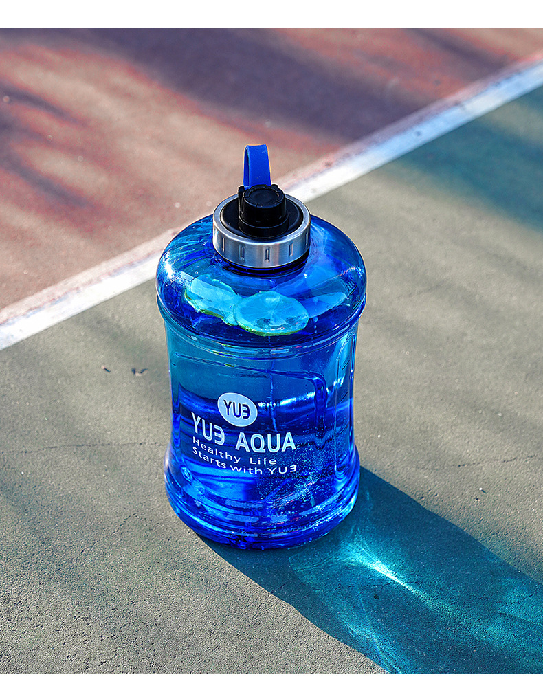 In stock, large-capacity sports water bottles and cups in ton barrels, high-temperature resistant, multi-purpose for boiling and cold water, made of PC material pic 16