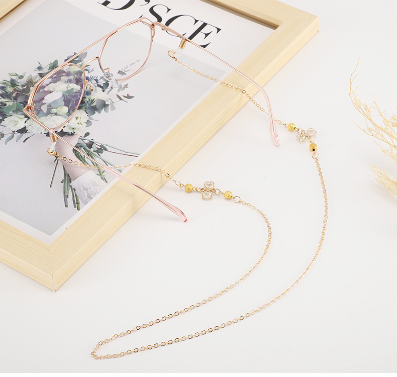 Personalized metal eyeglass chain, high-end snake chain, anti-slip sleeve, simple eyeglass chain pic 1