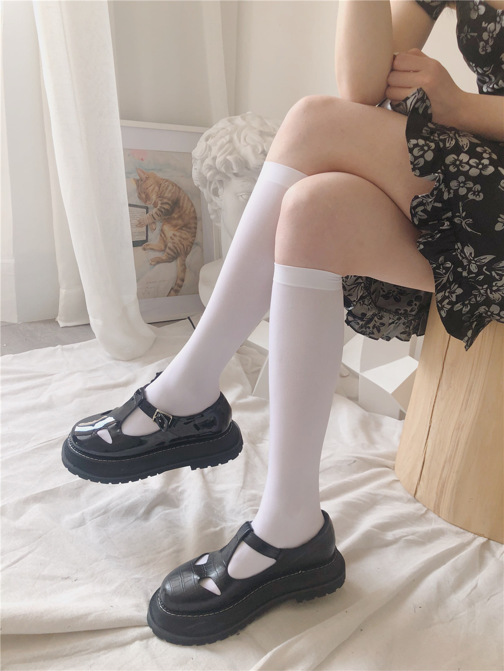 Classic and versatile jk black and white mid-calf knee-high socks that can be worn all year round, featuring non-permeable velvet calf socks pic 27