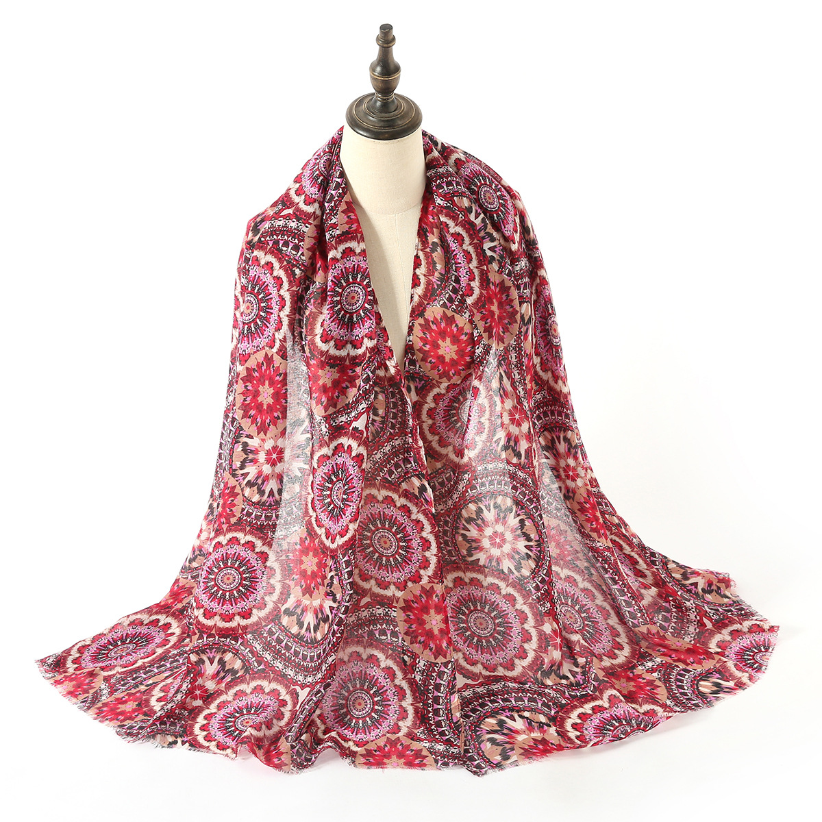 一件代发 新款出口欧美 时尚经典印花棉麻围巾女 披肩 工厂批发详情1