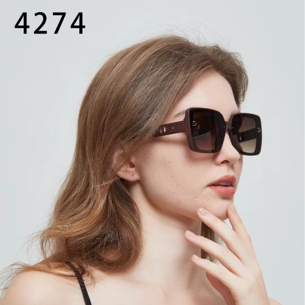 2024 Magnetic sunglasses clip for men driving myopia sunglasses day and night dual-purpose set, can be paired with prescription glasses for trendy women pic 1