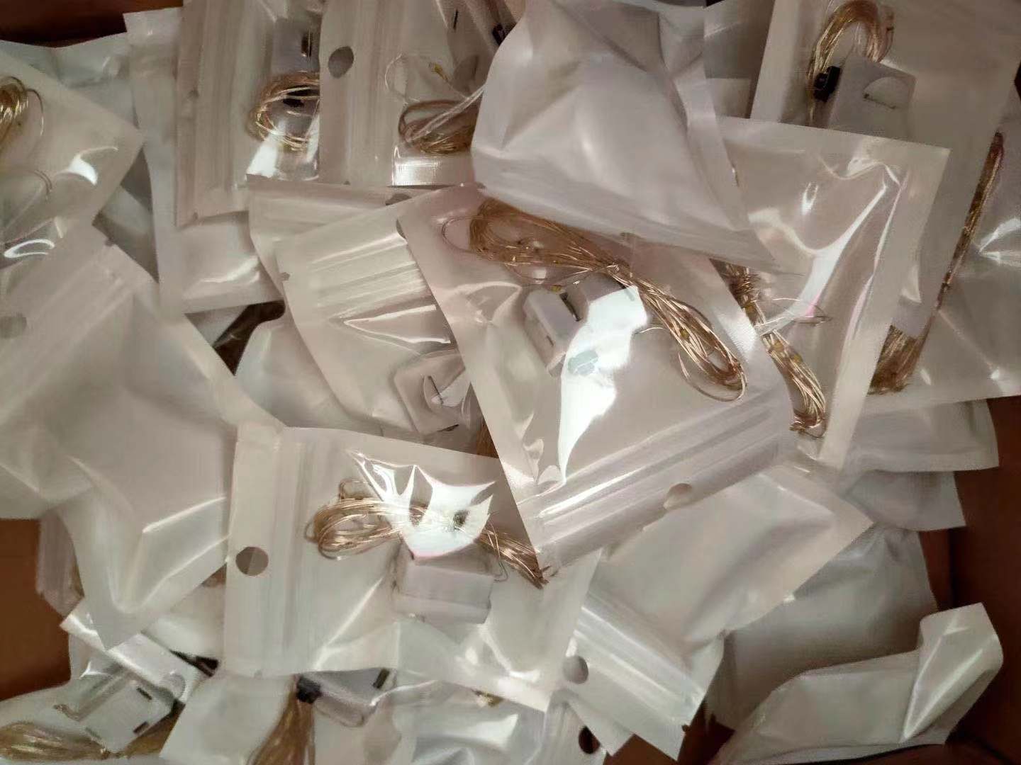 圣诞节霓虹七彩灯装饰led彩灯串闪灯防水七彩纽扣迷你串灯批发详情5