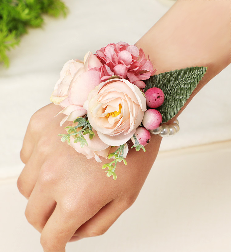 Wedding products: Super fairy-like Korean-style bride wrist flowers, bridesmaid sister groups, simulated flower wristbands, wholesale wedding supplies pic 1