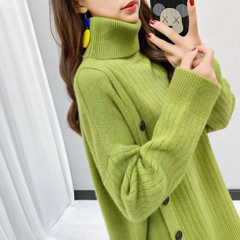 A new Korean style high-neck sweater for women in the autumn and winter of 2023, a loose and laid-back mid-length irregular knitted top pic 5
