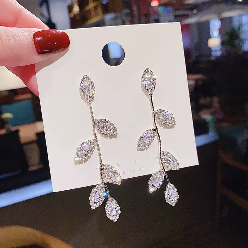 Zircon leaf earrings, long and elegant, versatile earrings S925, exquisite earrings design sense, beautiful stud earrings for women B460 pic 20