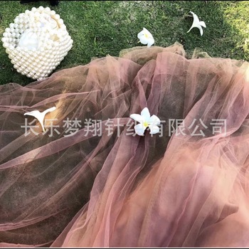 国潮厂家供应 胶浆胶印小雏菊网眼布网纱 裙纱童装舞台服装面料辅料详情3