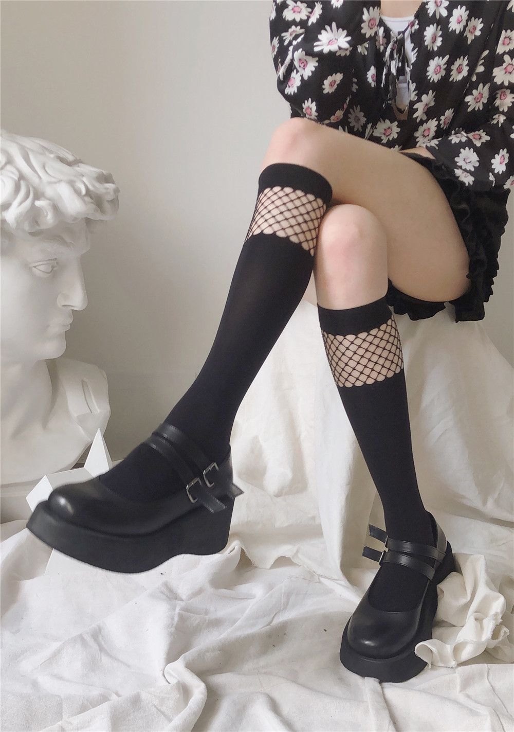 Autumn new collection: One-piece formed spliced net socks, calf socks, cool jk dark style, ins black mid-calf socks pic 11