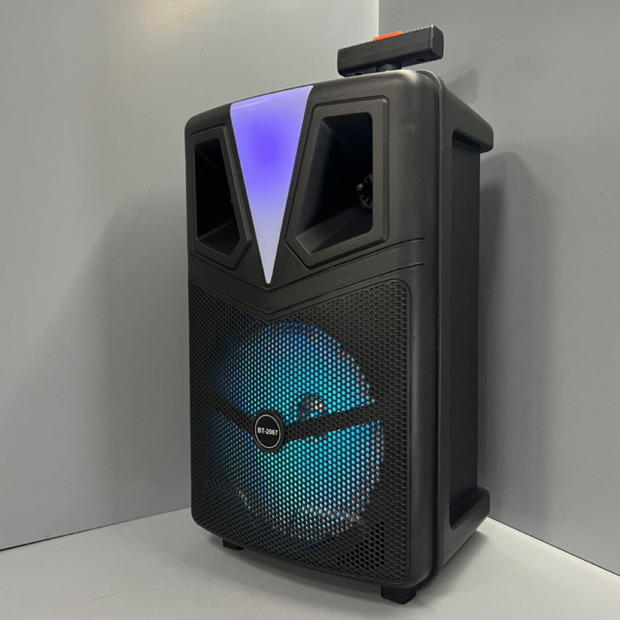 BT-2067厂家直销出口8寸蓝牙广场舞大功率K歌音响U盘带麦克风详情4