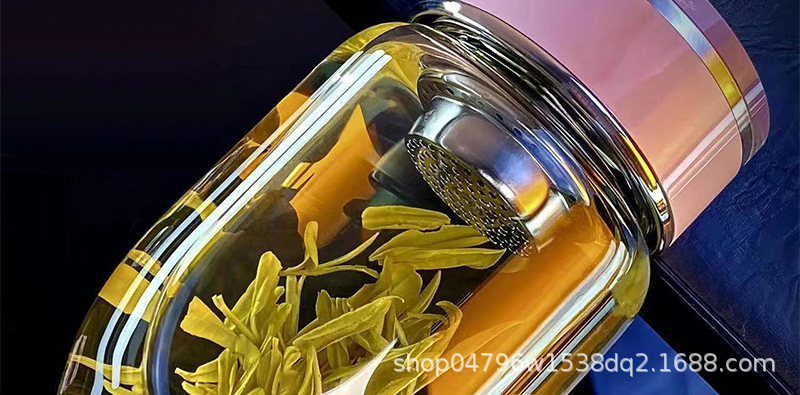 The new thickened heat-resistant glass cup, portable tea-water separation glass cup, compact and suitable for both men and women, large-capacity dwen Dwen cup pic 4