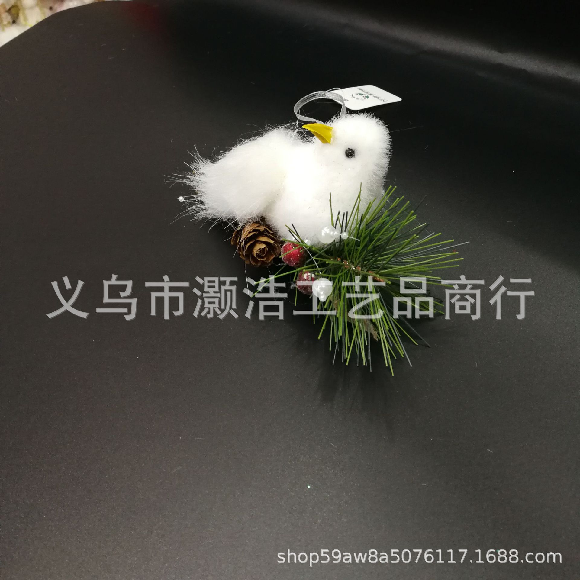 源头厂家供应挂件仿真装饰品羽毛白色泡沫小鸟圣诞装饰配饰毛绒羽详情1