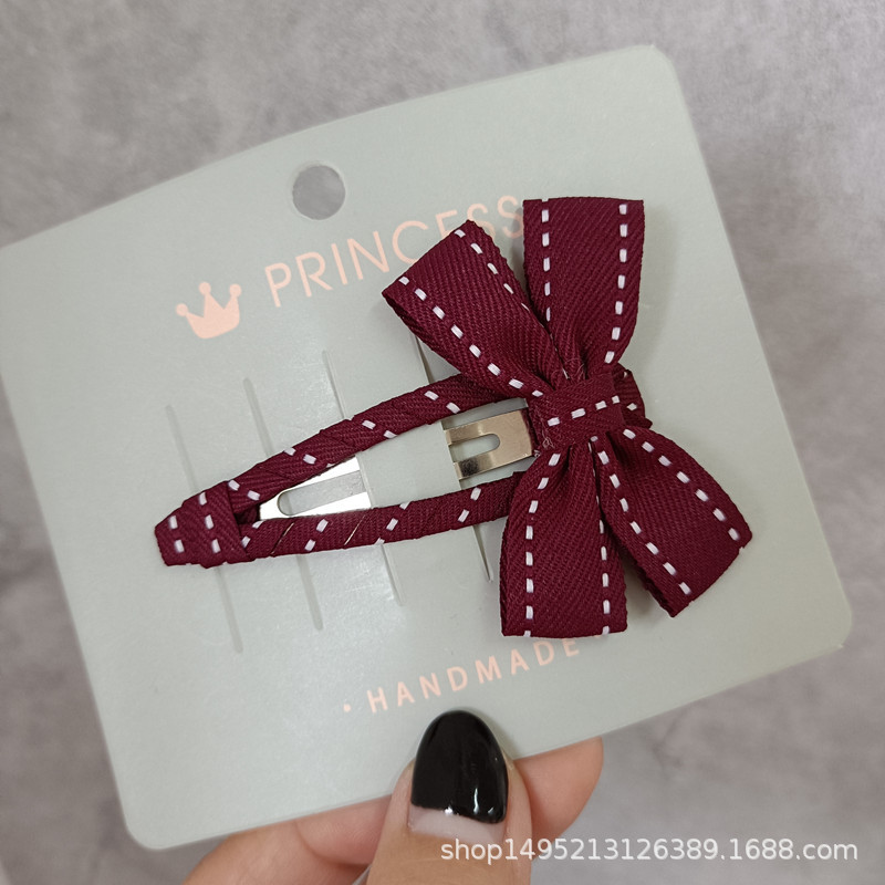 Korean-style simple, sweet and elegant adult girl with a purple-red bow on the side, BB clip, side bangs clip and broken hair clip pic 4