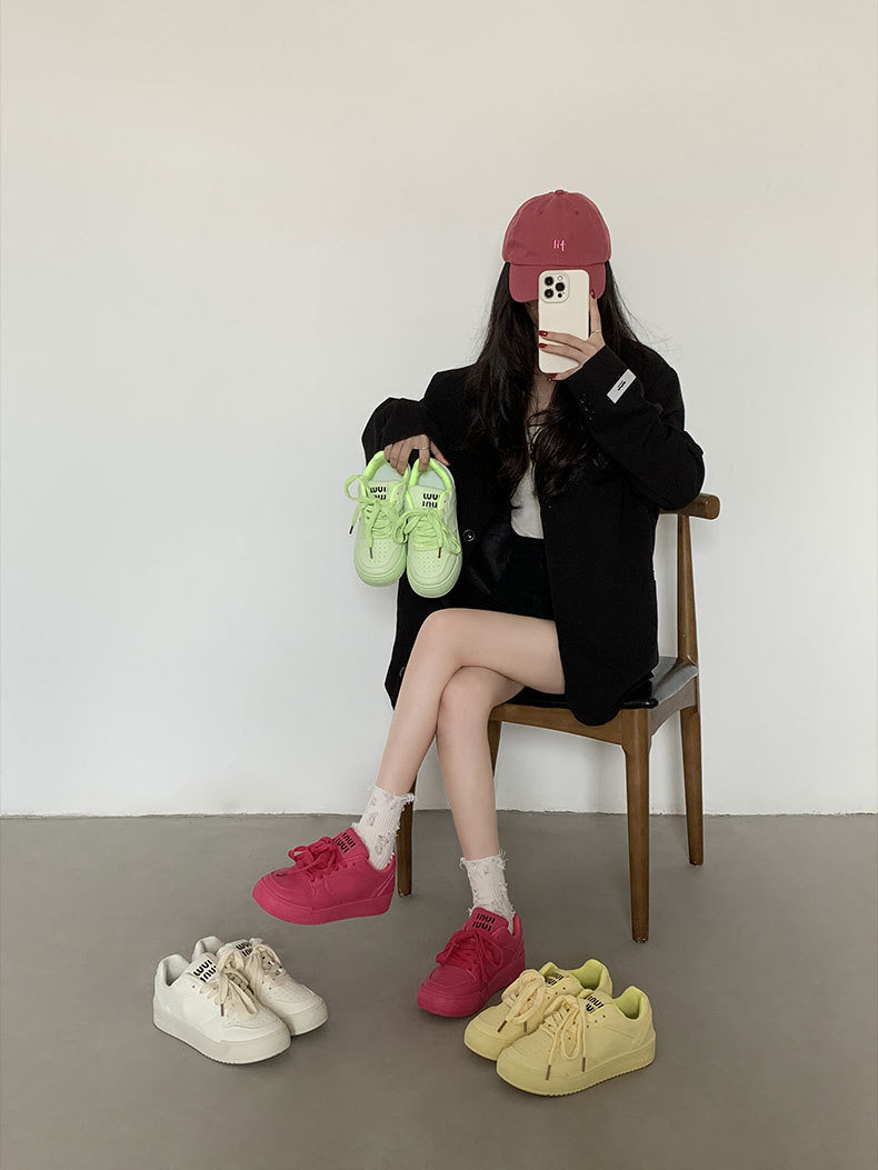 多巴胺红色厚底板鞋女2024新款miu系带小白鞋~春夏秋冬季春运动鞋详情3