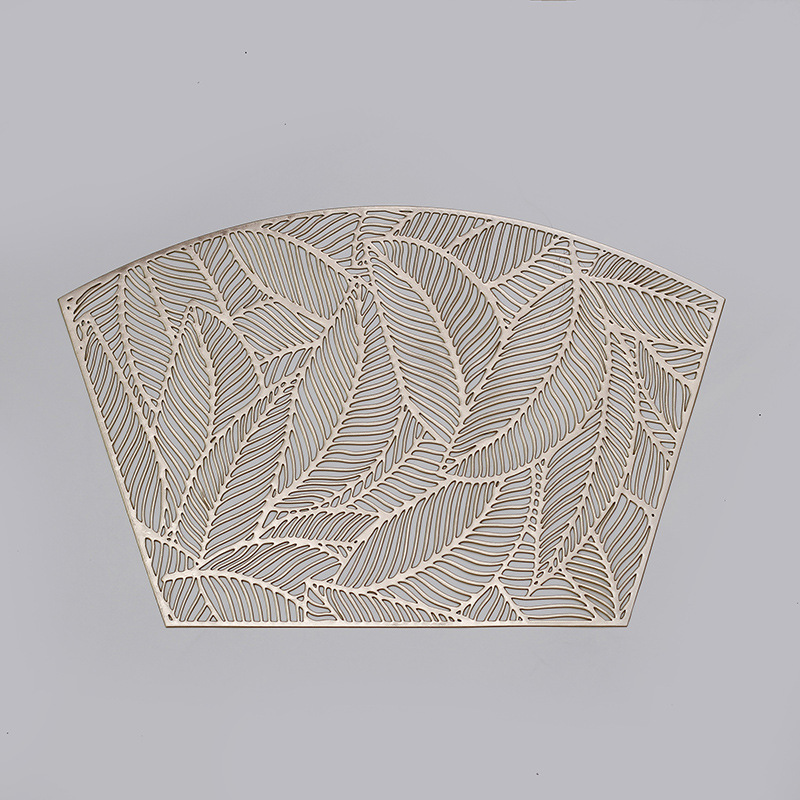 Womei Home Decoration PVC leaf hollowed-out fan-shaped placemats, European-style light luxury gold-embossed waterproof, anti-slip, oil-proof, heat-resistant, wear-resistant and heat-insulating table MATS pic 8
