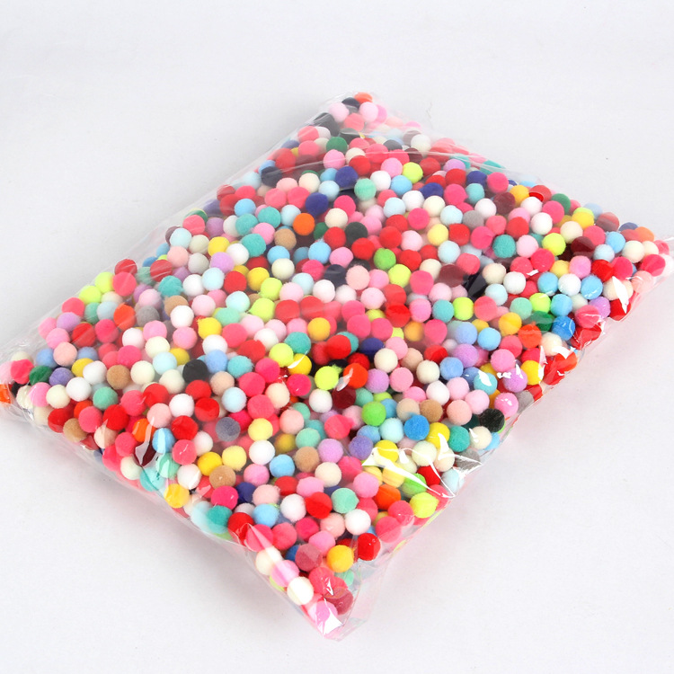 厂家直销涤纶高弹丝毛球。毛绒球大小尺寸可选详情7