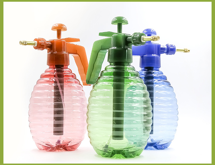 Plastic pneumatic pressure spray bottle, sprayer, water bottle for watering flowers and washing cars pic 12