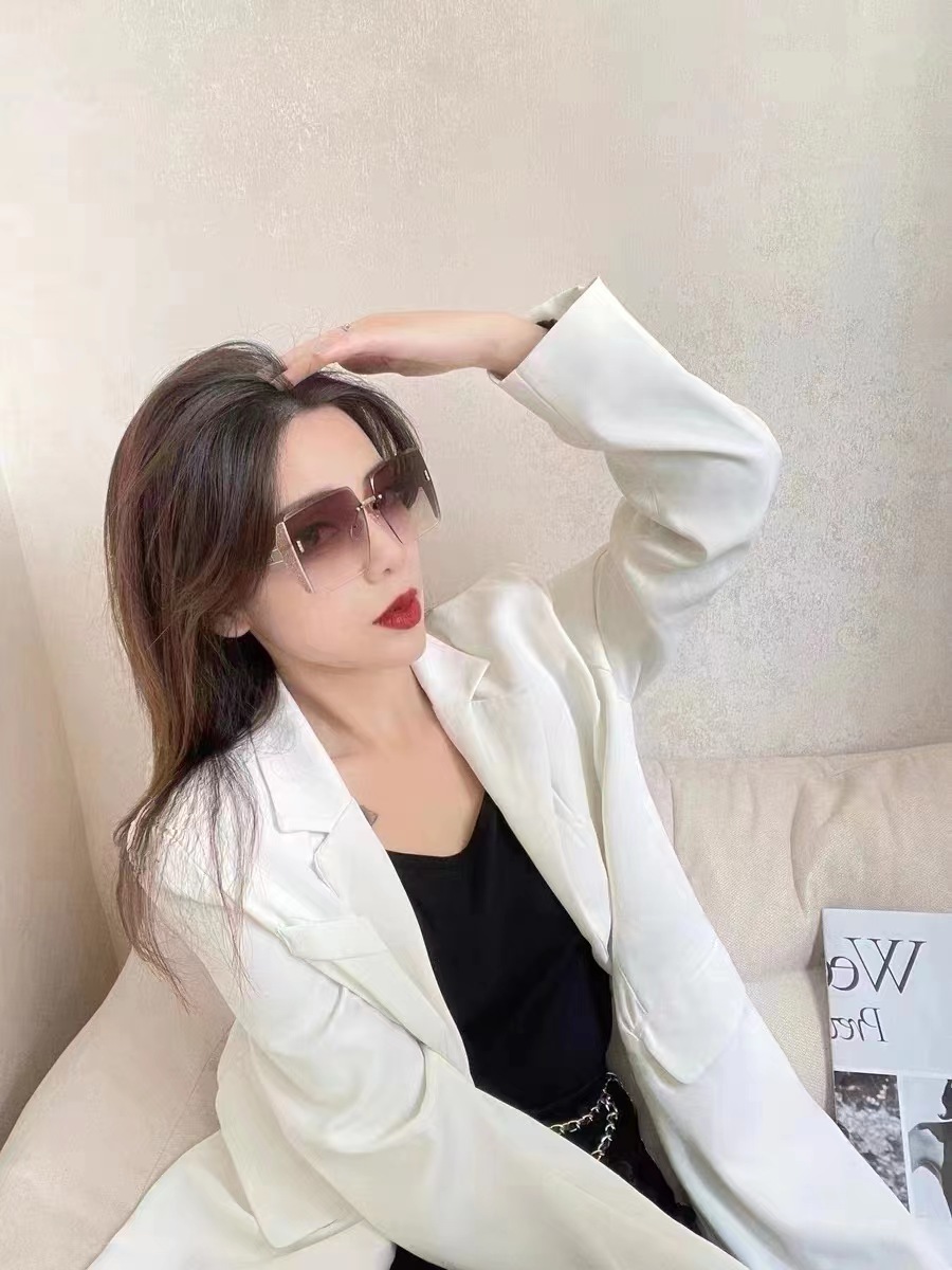 2023 new square frameless edge-cut sunglasses, popular personalized glasses, large-frame fashionable sunglasses wholesale in stock pic 2