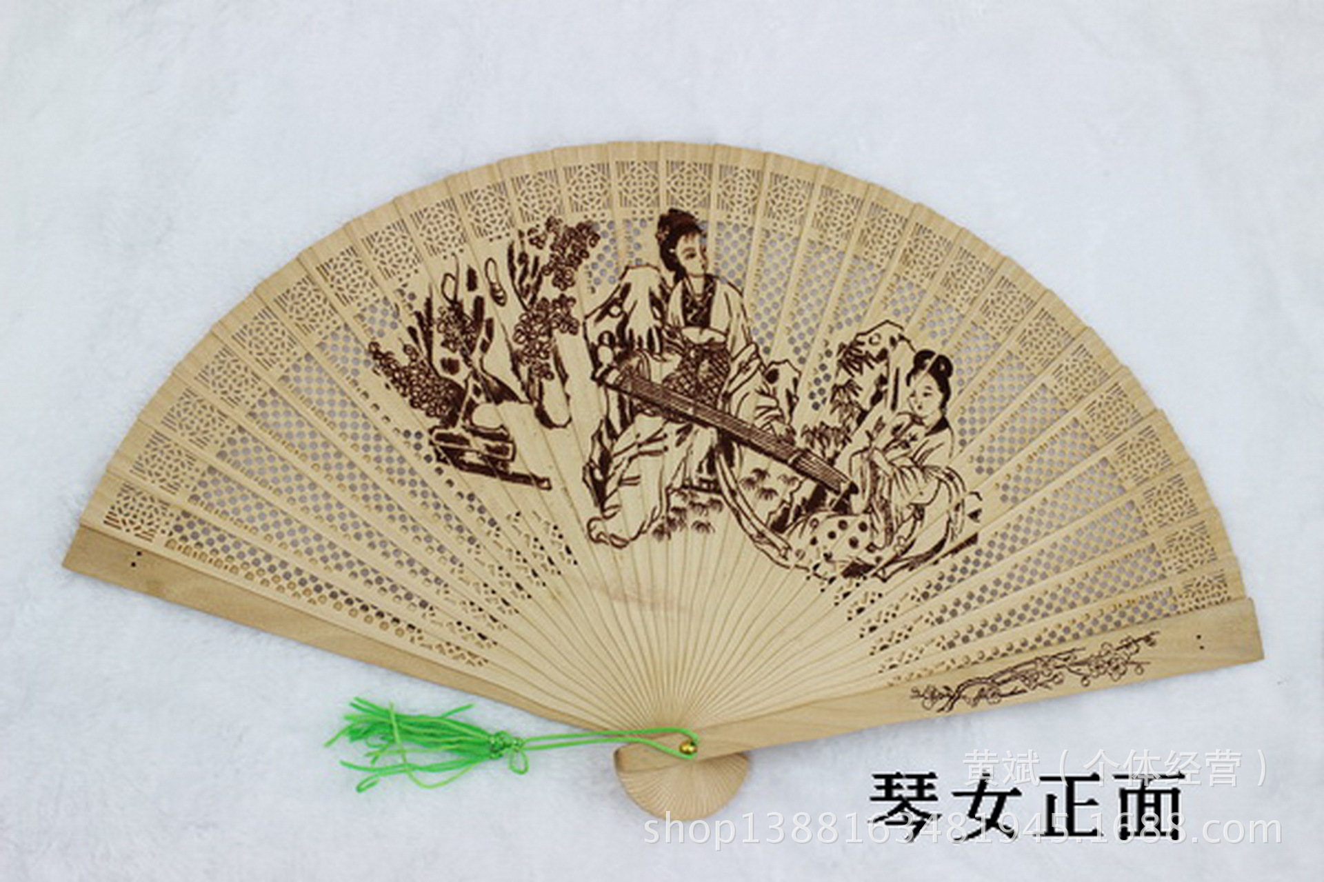 11只彩鹤扇子批发礼品扇禾木扇仿檀香扇带香镂空印花带扇盒详情27