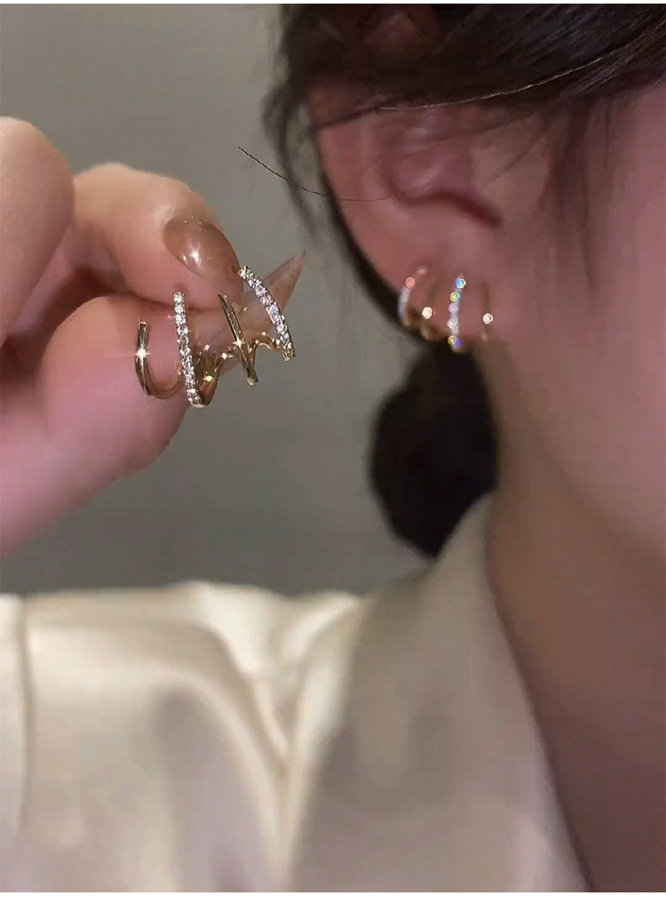 新品耳环小众设计感网红耳饰女防过敏925银针时尚四爪耳钉详情28