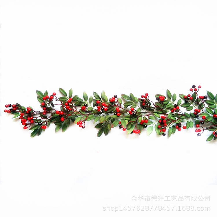 Cross-border e-commerce manufacturers supply hotel and shopping mall scene decorations, Christmas hanging ornaments, ornaments, red fruits, leaves and vines pic 5