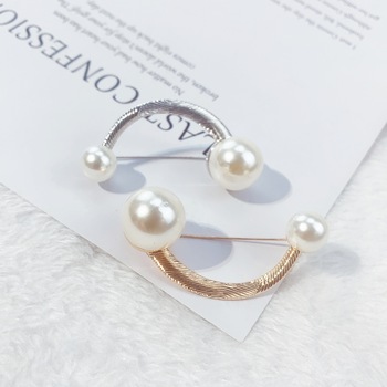 韩版新款创意合金镶钻花卉精致胸针粉色花束彩绘跨境现货胸花厂家详情5