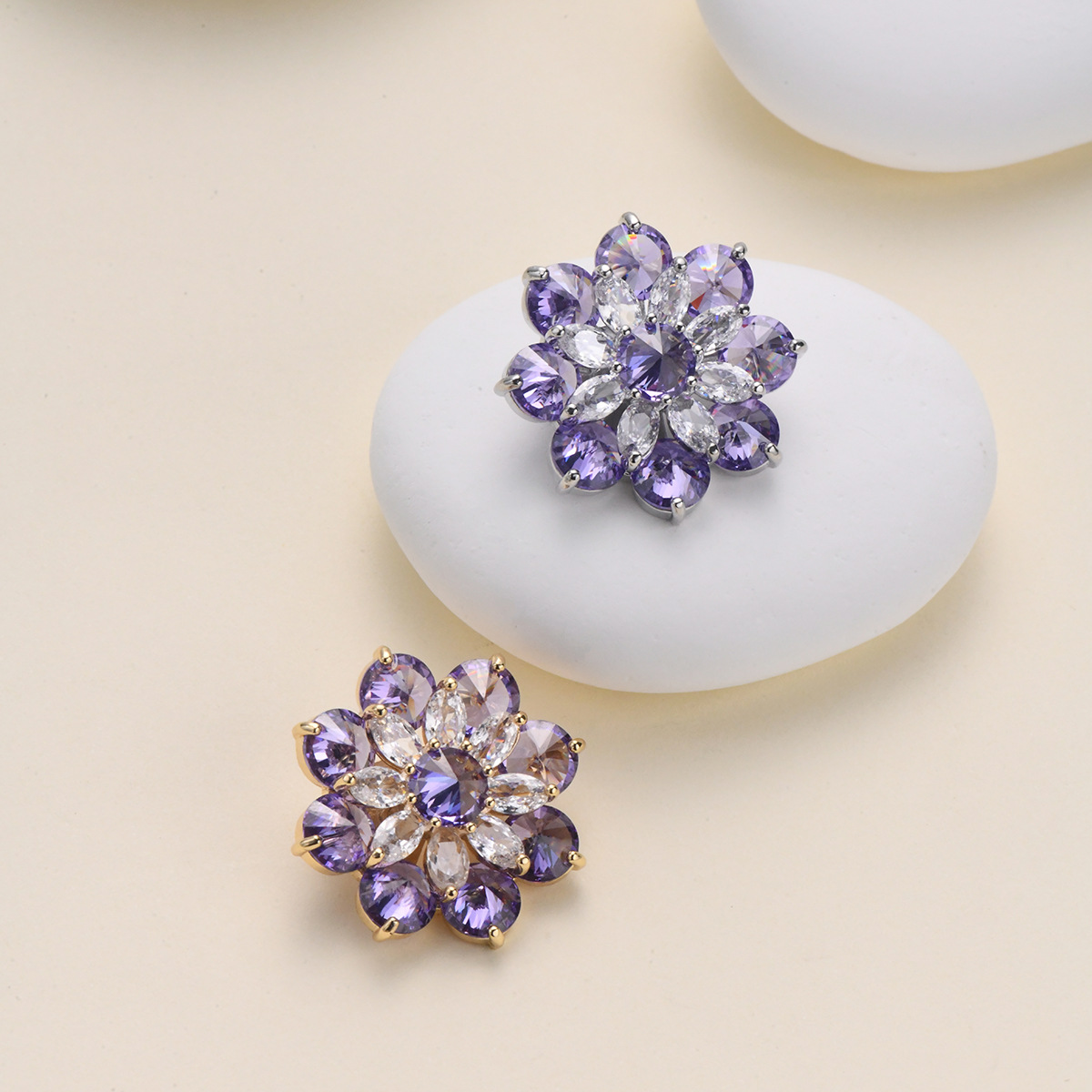 胸针太阳花圆形蝴蝶小胸针优雅气质韩版时尚领针收腰装饰防走光扣详情2