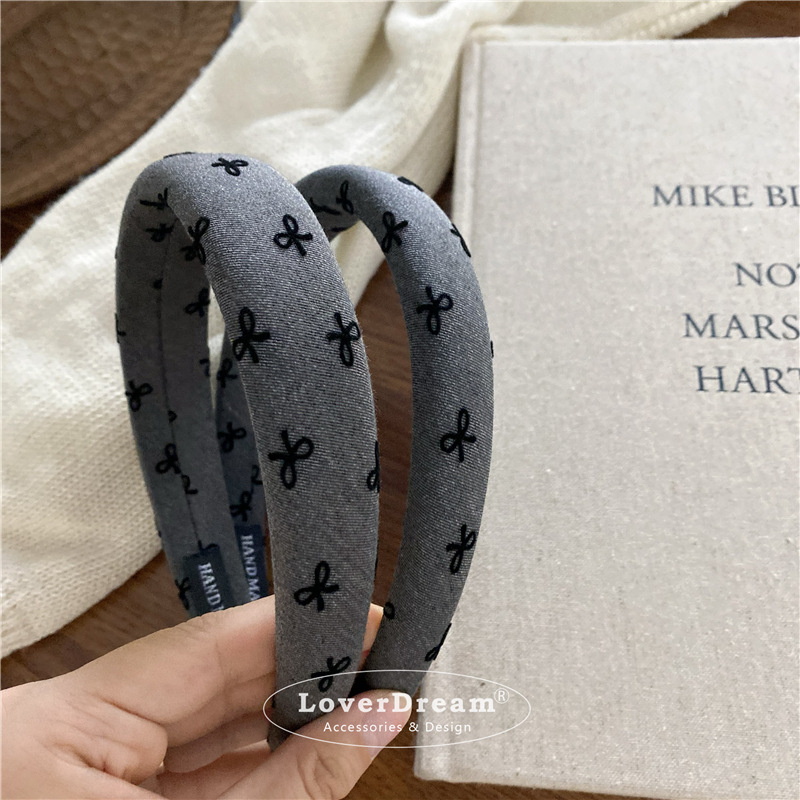 A new high-quality black polka dot heart-shaped bow headband from South Korea, sweet and fashionable headband, versatile hair accessory pic 38