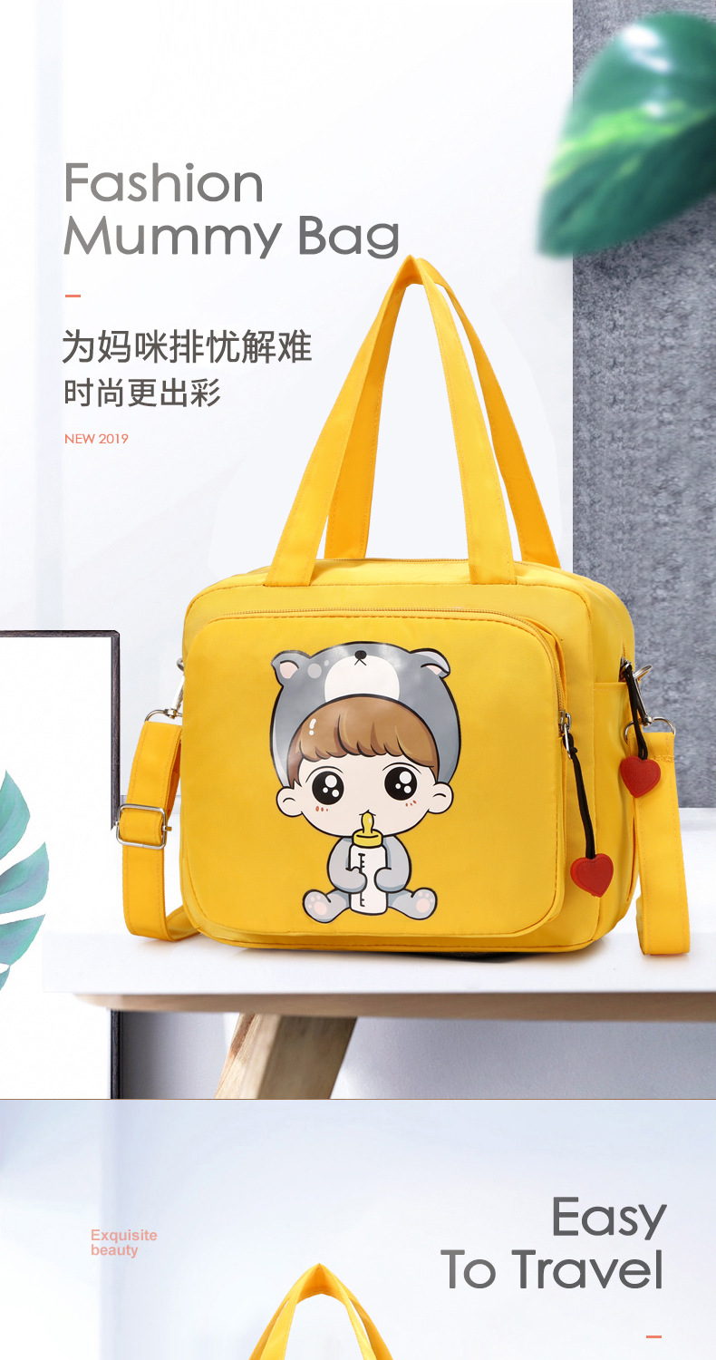 The 2021 new fashionable single-shoulder crossbody mummy bag, ultra-lightweight baby bag, small-sized large-capacity handbag for going out pic 1