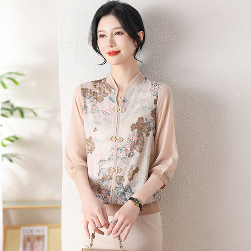 New fashionable chiffon short-sleeved T-shirt for middle-aged and elderly mothers in summer, elegant top for middle-aged women, and trendy floral mini shirt pic 8
