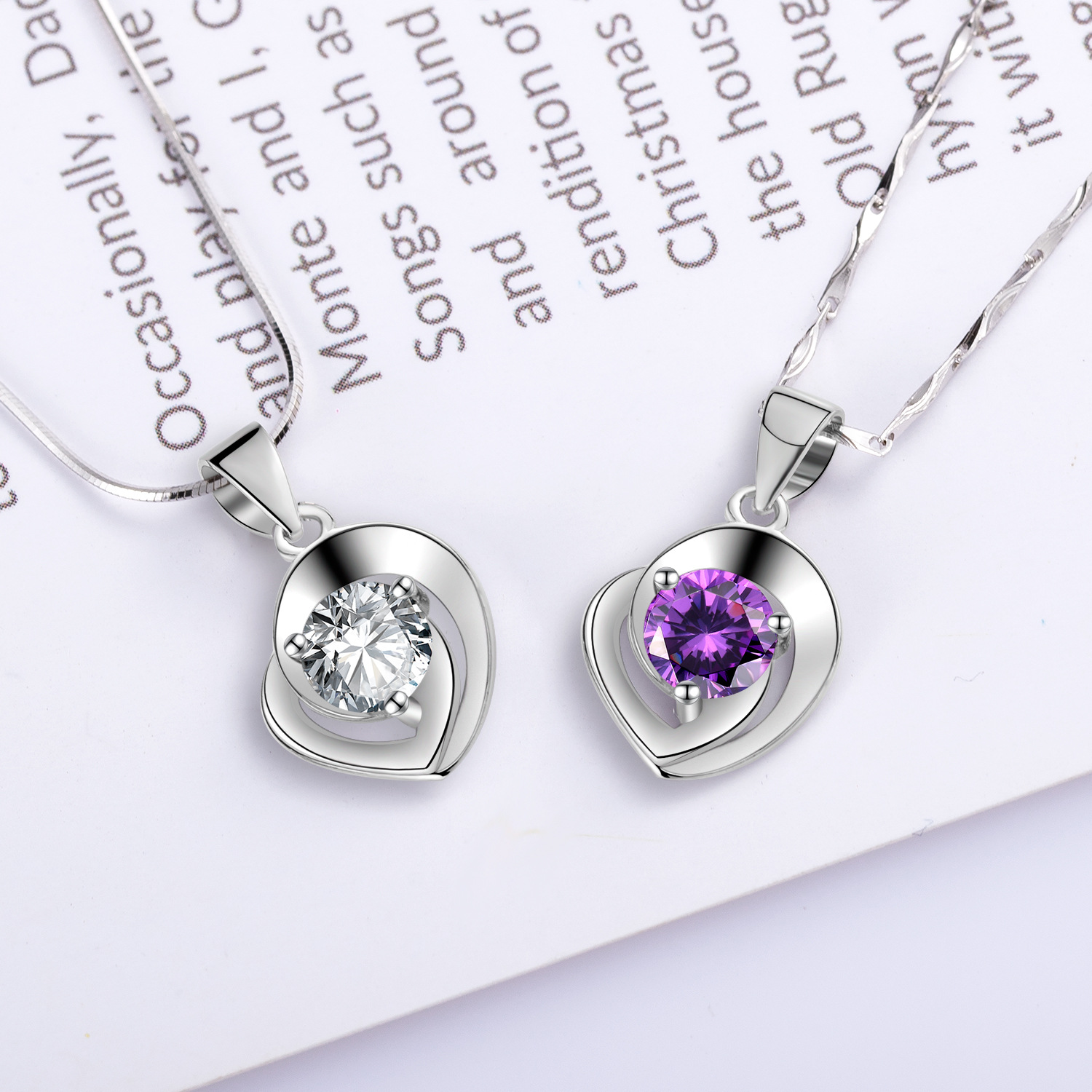 A high-quality imitation D-color moissanite four-leaf clover female pendant with eight hearts and eight arrows from a live-streaming product by a popular influencer on Kuaishou and Douyin pic 90