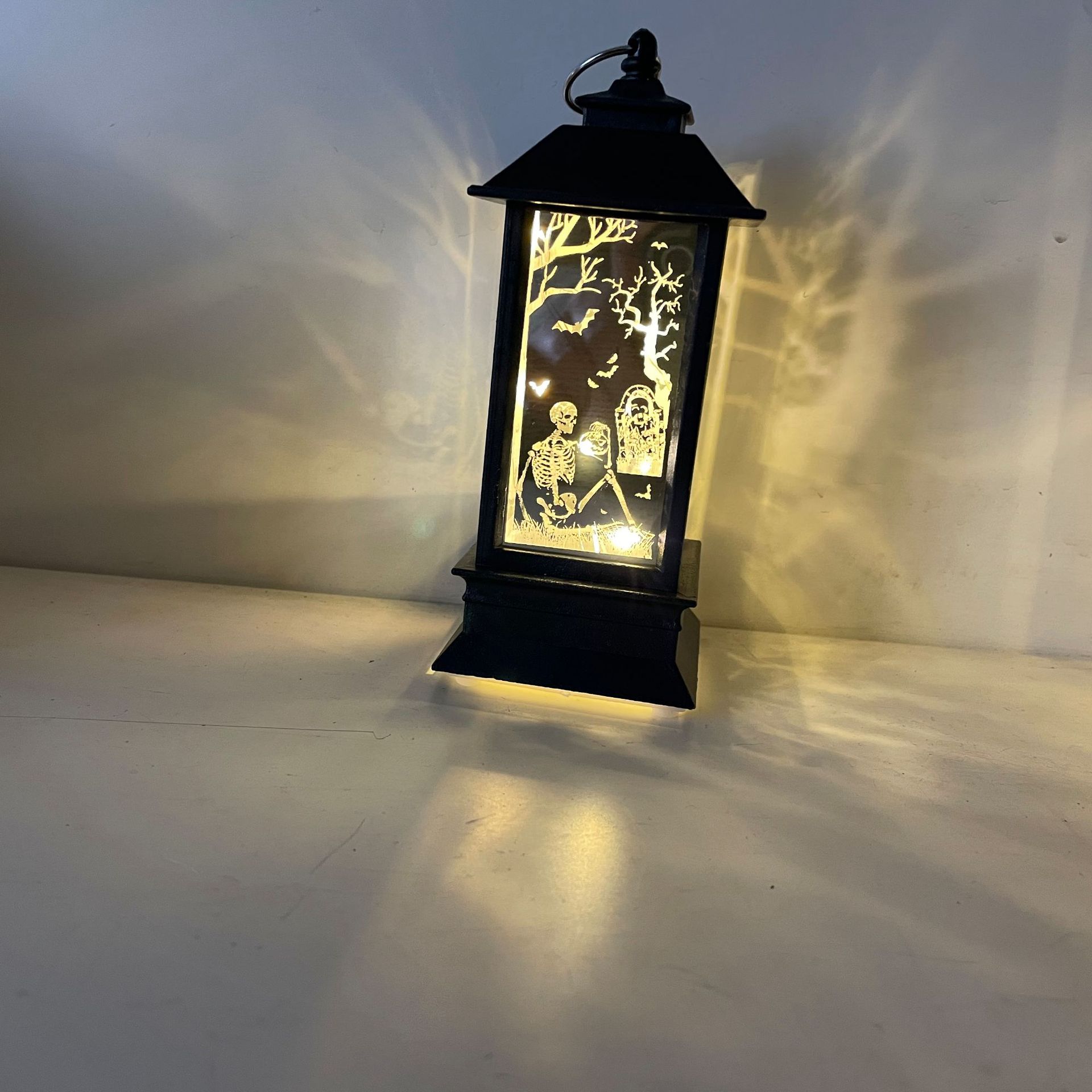 万圣节新品发光摆件小风灯扁风灯小油灯鬼节装饰氛围道具圣诞雪人详情3