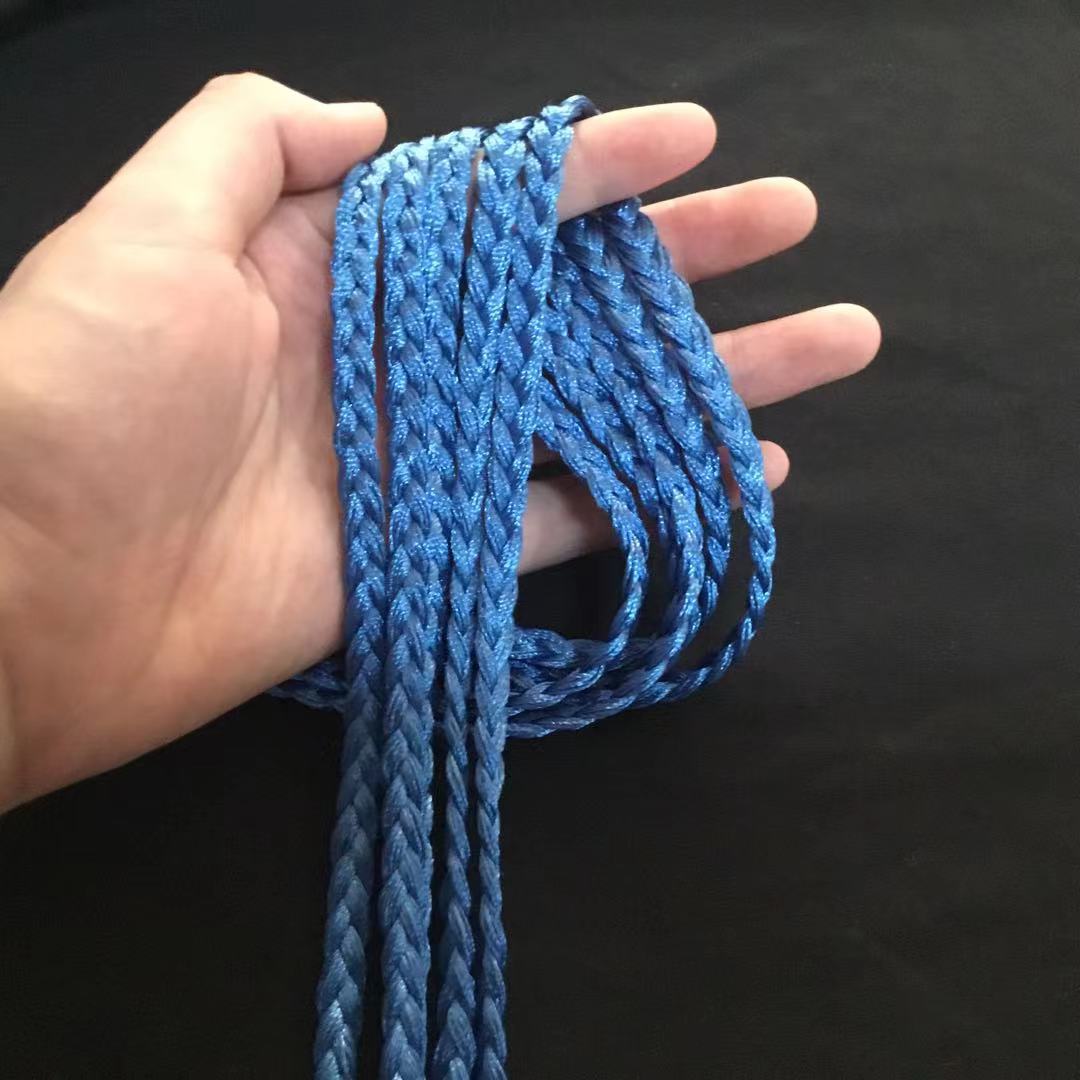 Factory direct sales of 7mm colored polyester three-strand braid rope, clothing waist rope, curtain binding rope, twist rope pic 4