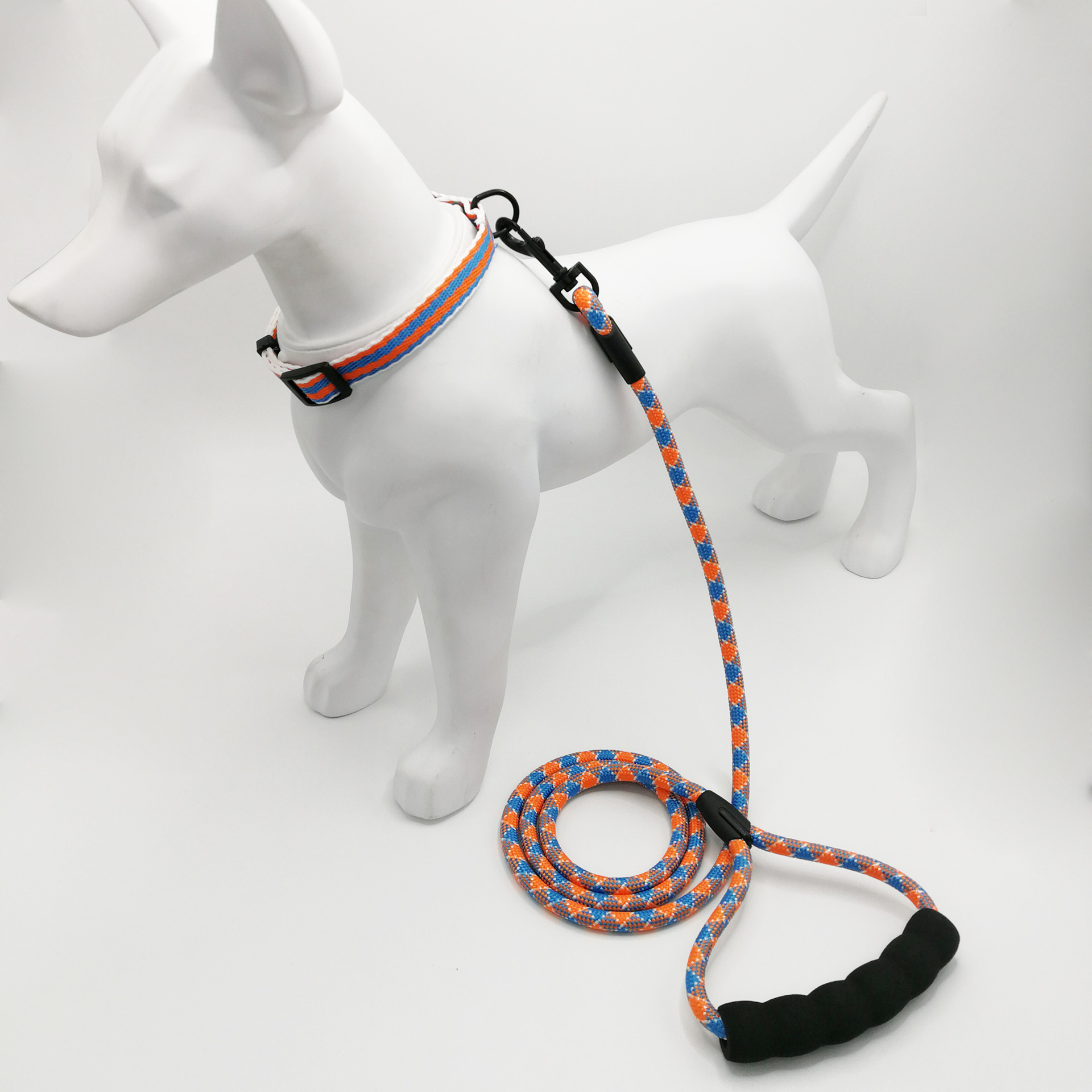 宠物狗狗牵引绳可调节胸背带项圈防爆冲狗绳批发小型犬中型犬狗链详情11