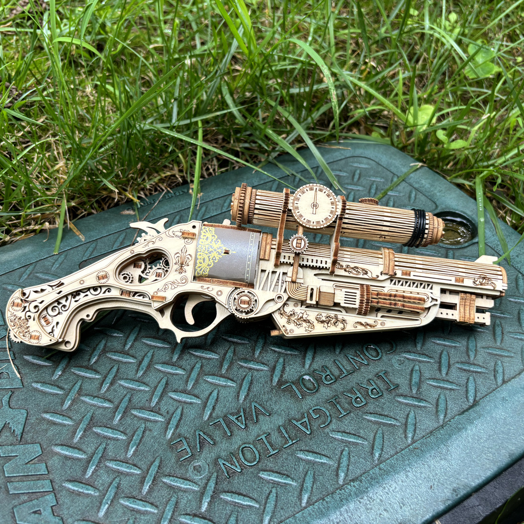 跨境亚马逊热卖玩具枪 游戏道具模型 儿童突击木制枪详情5