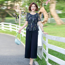 The 2022 new summer mom dress for middle-aged and elderly people aged 40 and 50 short-sleeved chiffon dress is elegant and stylish, making them look younger and slimmer pic 27