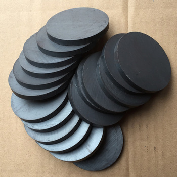 D45*3 manufacturer wholesale special-shaped black round magnet ferrite magnetic material round magnet manufacturer pic 3