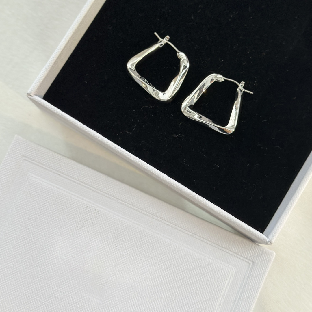 新款法式复古金属几何扭曲三角形耳扣女冷淡风小众高级感圈耳环女详情6