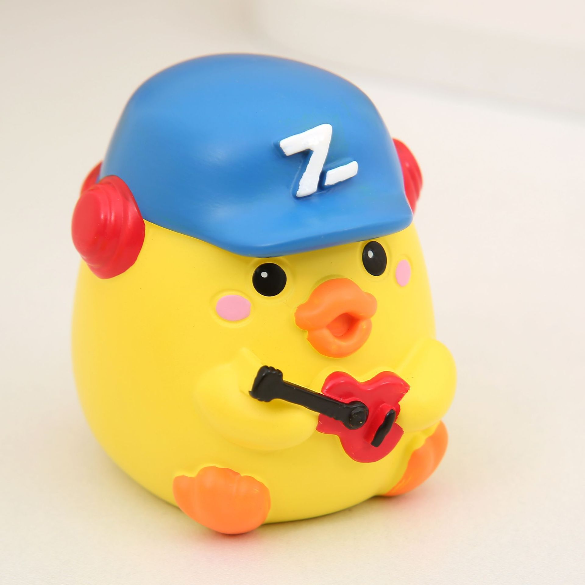 Cute cartoon car ornaments, creative duck resin handicrafts, office desk decorations, cake baking accessories pic 10