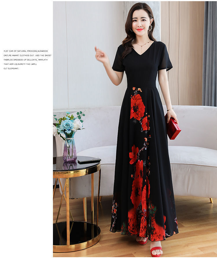 This is a new summer short-sleeved long dress for middle-aged and elderly mothers pic 9