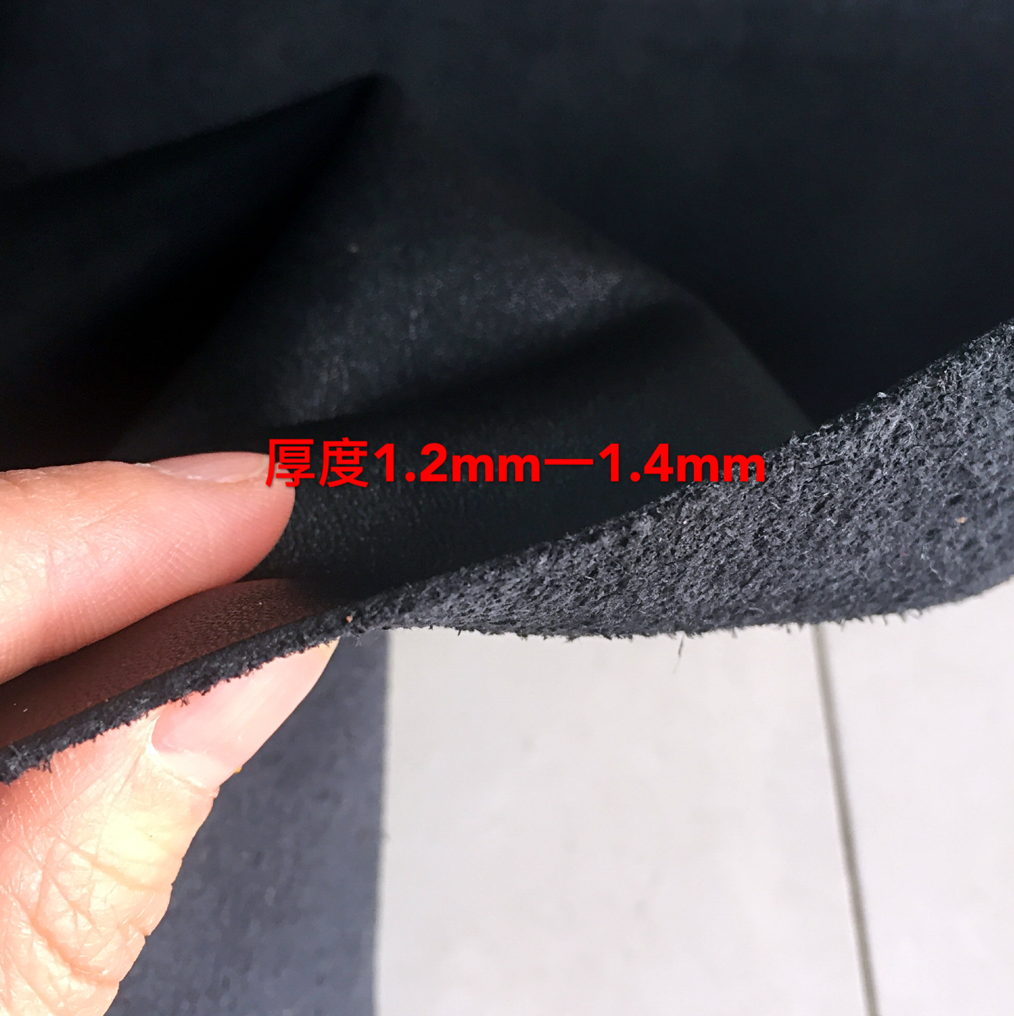 Yiwu genuine black top-grain cowhide plain grain fine pattern top-grain cowhide upper leather for luggage and accessories pic 3